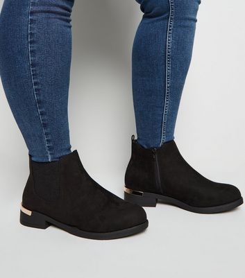 extra wide chelsea boots