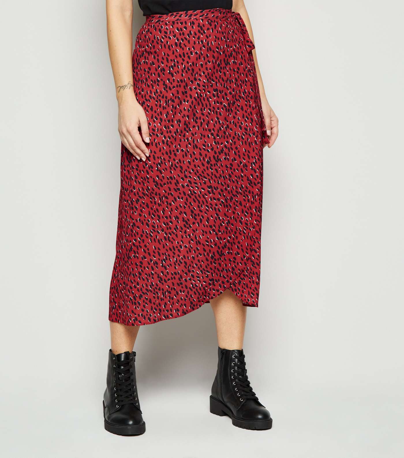 Red Spot Wrap Midi Skirt  Image 2