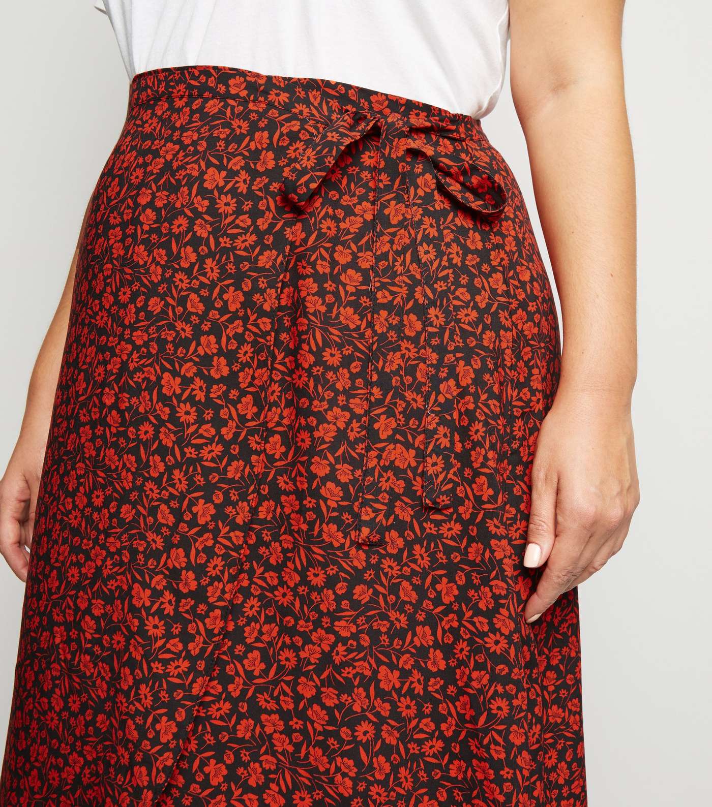 Curves Red Floral Wrap Midi Skirt Image 2