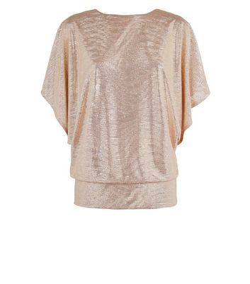 gold batwing top