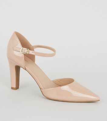 Cream mid shop heel court shoes