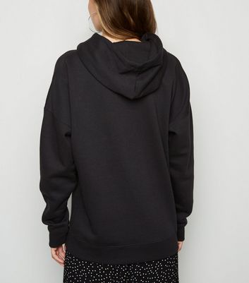 black hoodie womens outfit