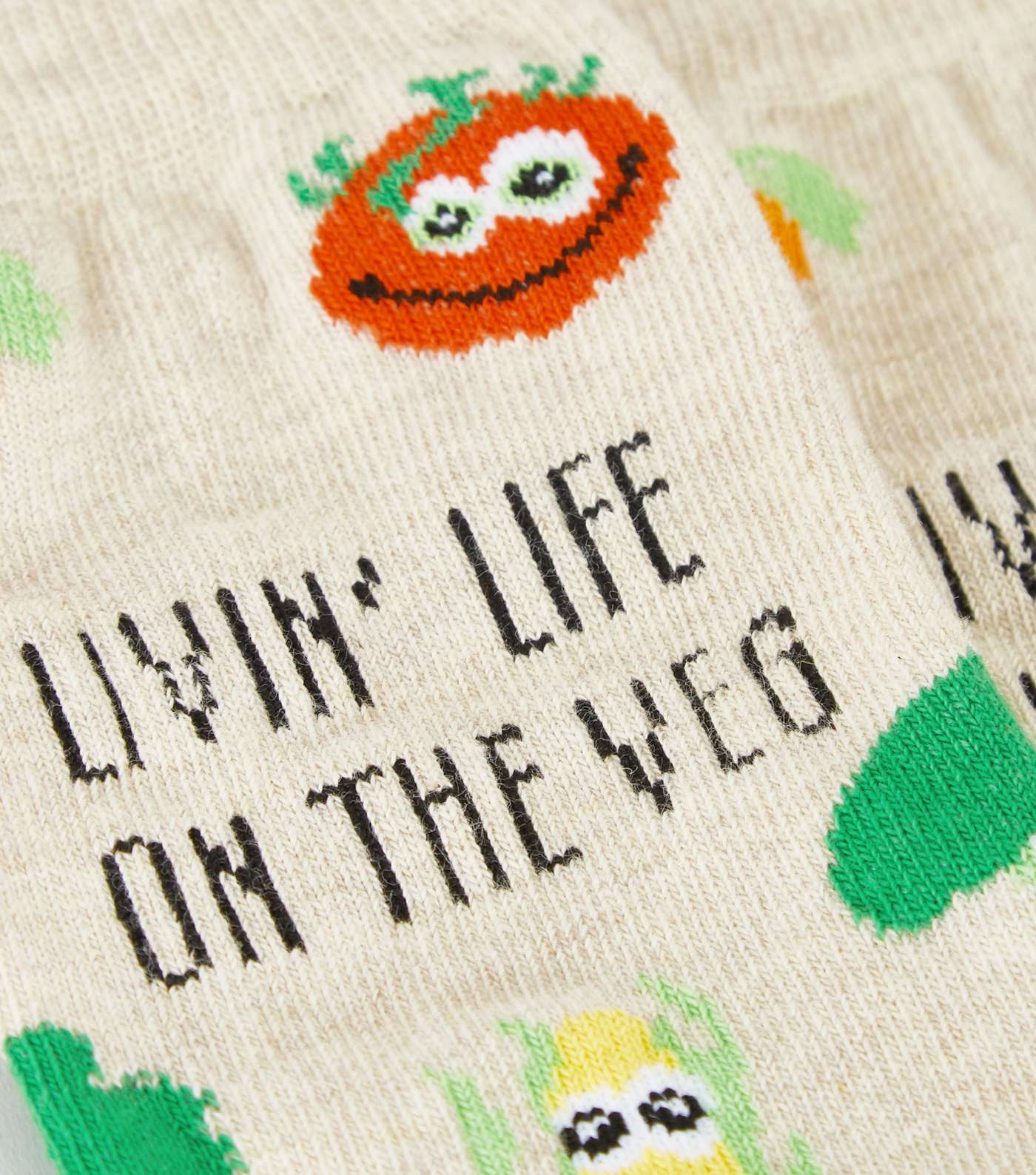 Cream Living Life On The Veg Slogan Socks Image 3