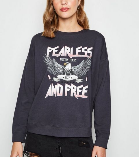 Dunkelgraues Sweatshirt mit „Fearless”-Slogan