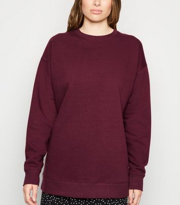 burgundy sweatshirt