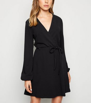 tie waist wrap dress