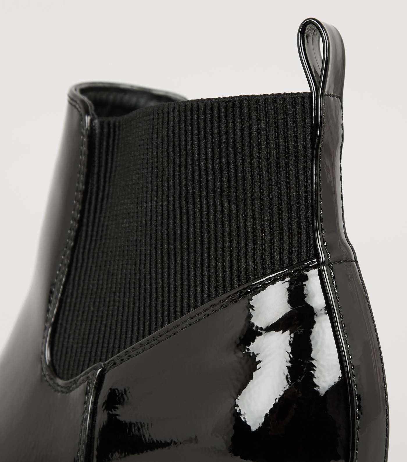 Girls Black Patent Chunky Block Heel Boots Image 4