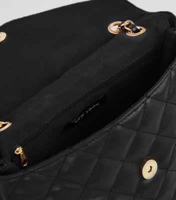 black quilted chain shoulder bag