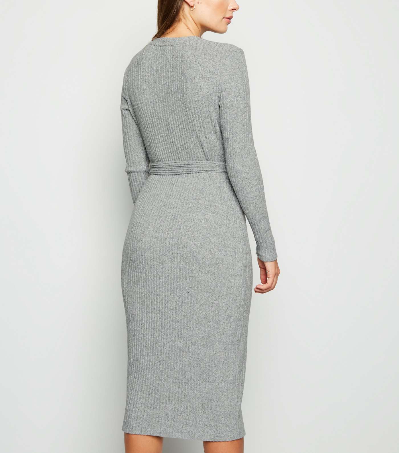 Grey Ribbed Knit Belted Midi Dress Image 3