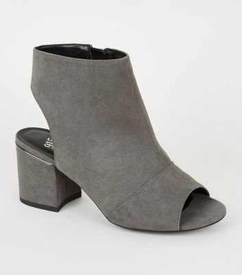 grey block heels closed toe