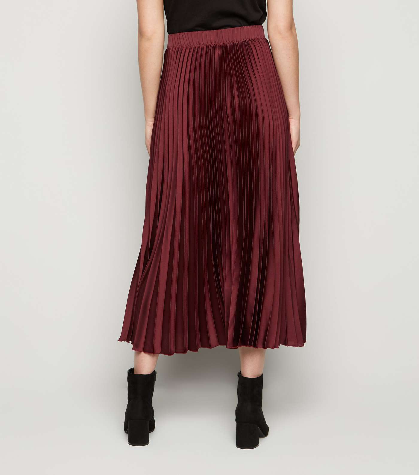 Tall Burgundy Satin Pleated Midi Skirt Image 3