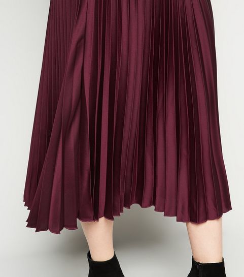 Red Skirts | Burgundy Skirts & Maroon Skirts | New Look