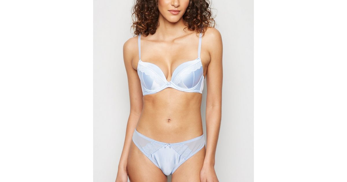 https://media3.newlookassets.com/i/newlook/639950045/womens/clothing/lingerie/pale-blue-satin-bow-front-push-up-bra.jpg?w=1200&h=630