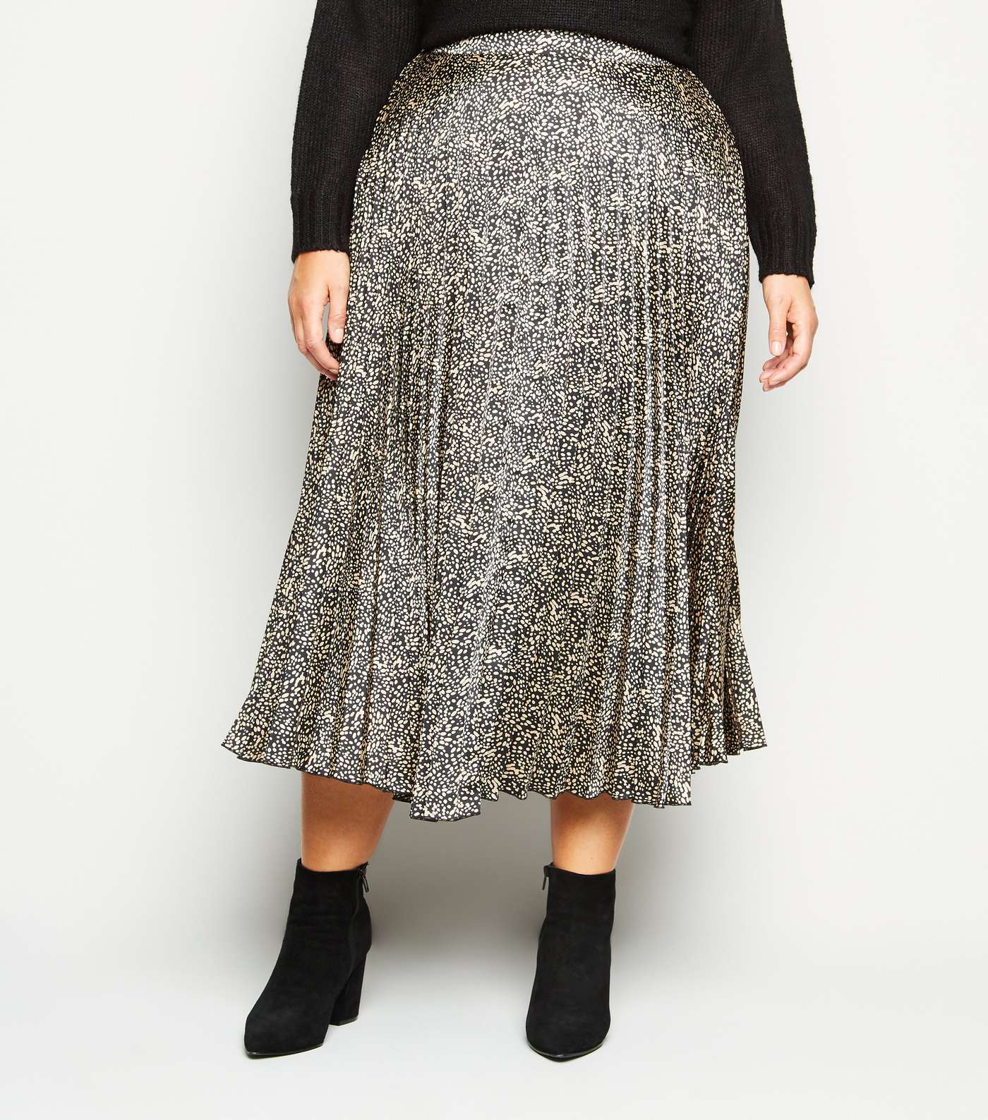 Curves Brown Satin Spot Pleated Midi Skirt Image 2