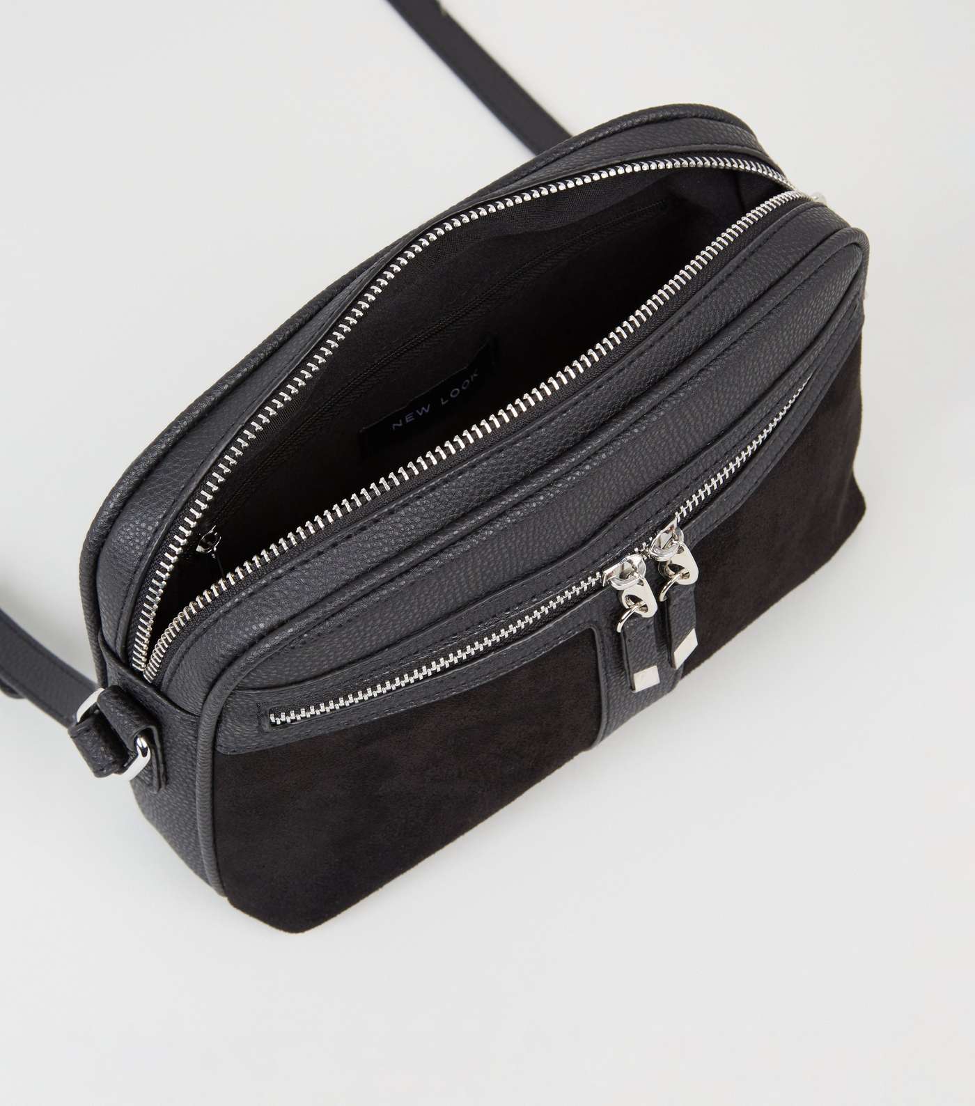 Black Zip Camera Bag Image 4