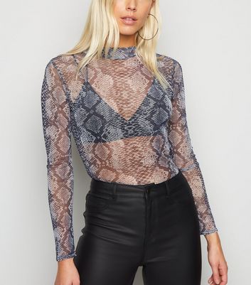 grey mesh top