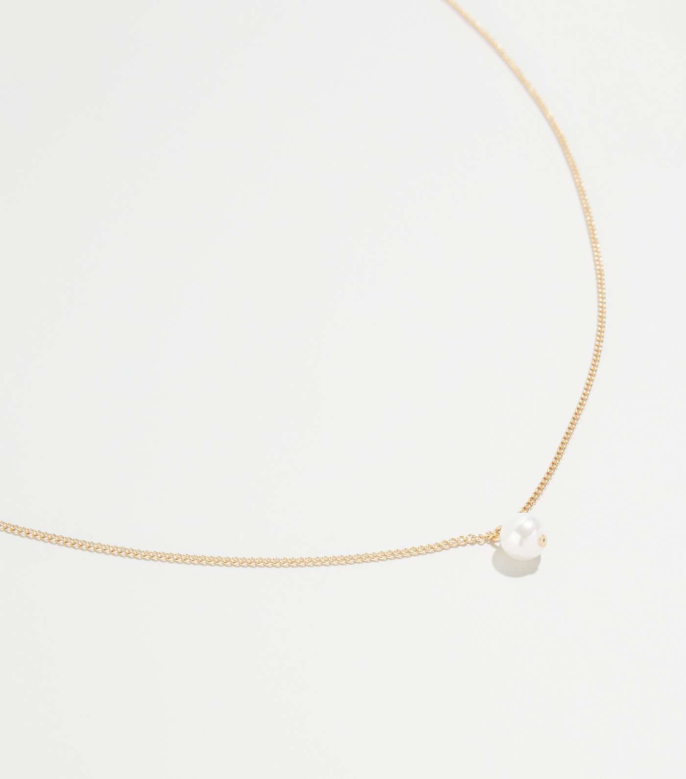 Cream Faux Pearl Pendant Necklace Image 3