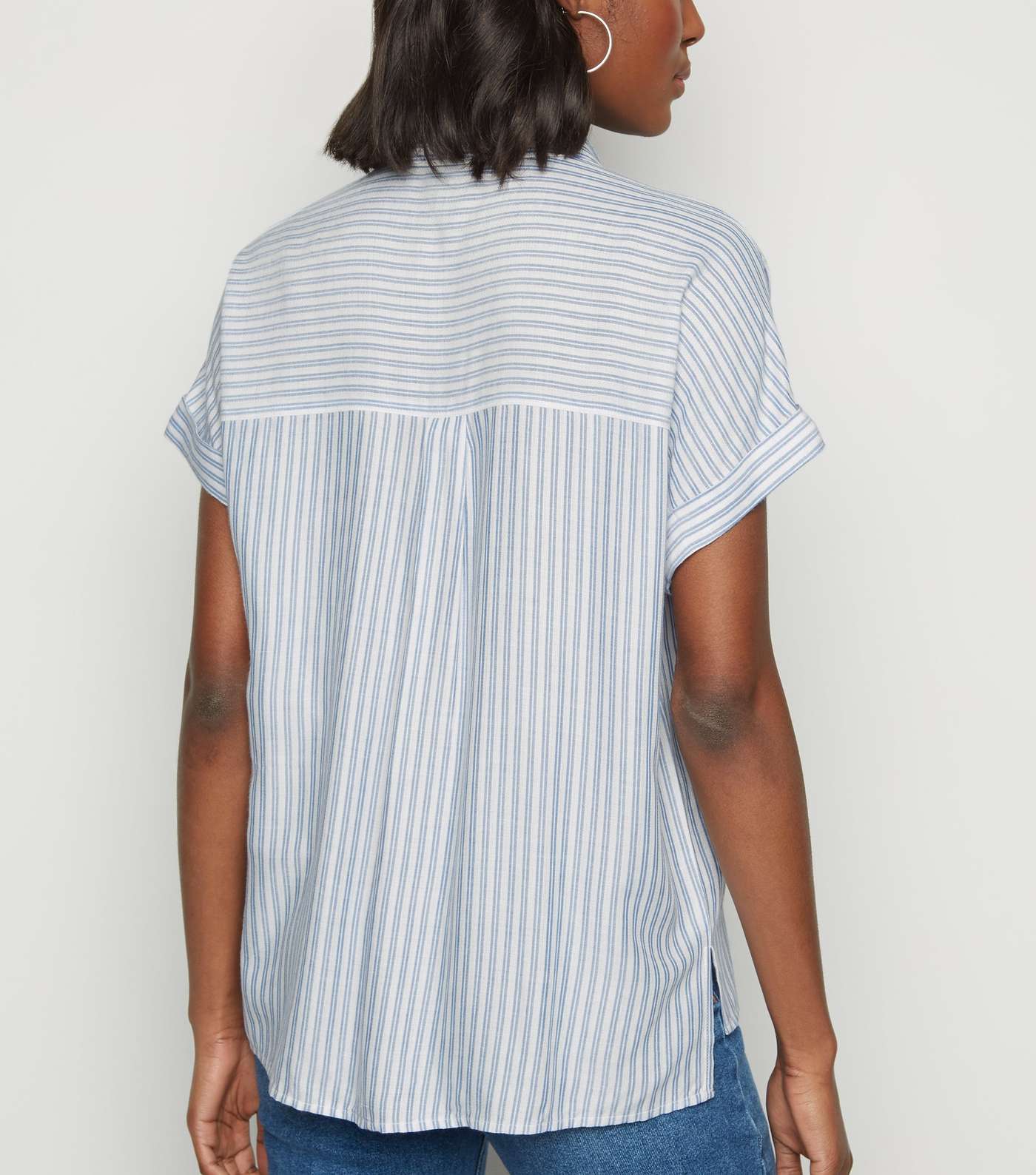 Blue Stripe Pocket Front Short Sleeve Shirt Image 3