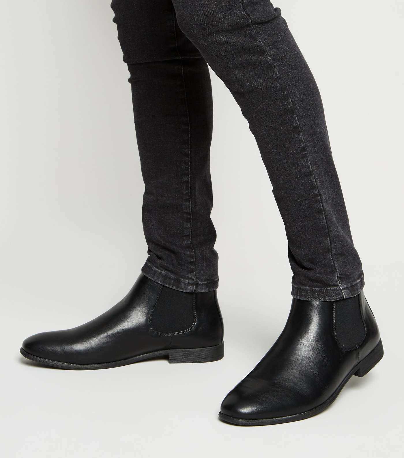 Black Chelsea Boots Image 2