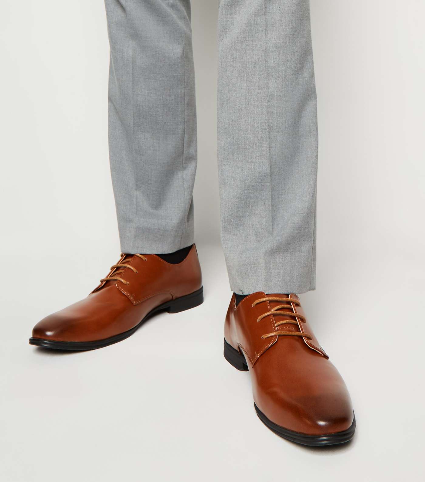 Light Brown Leather-Look Side Seam Formal Shoes Image 2