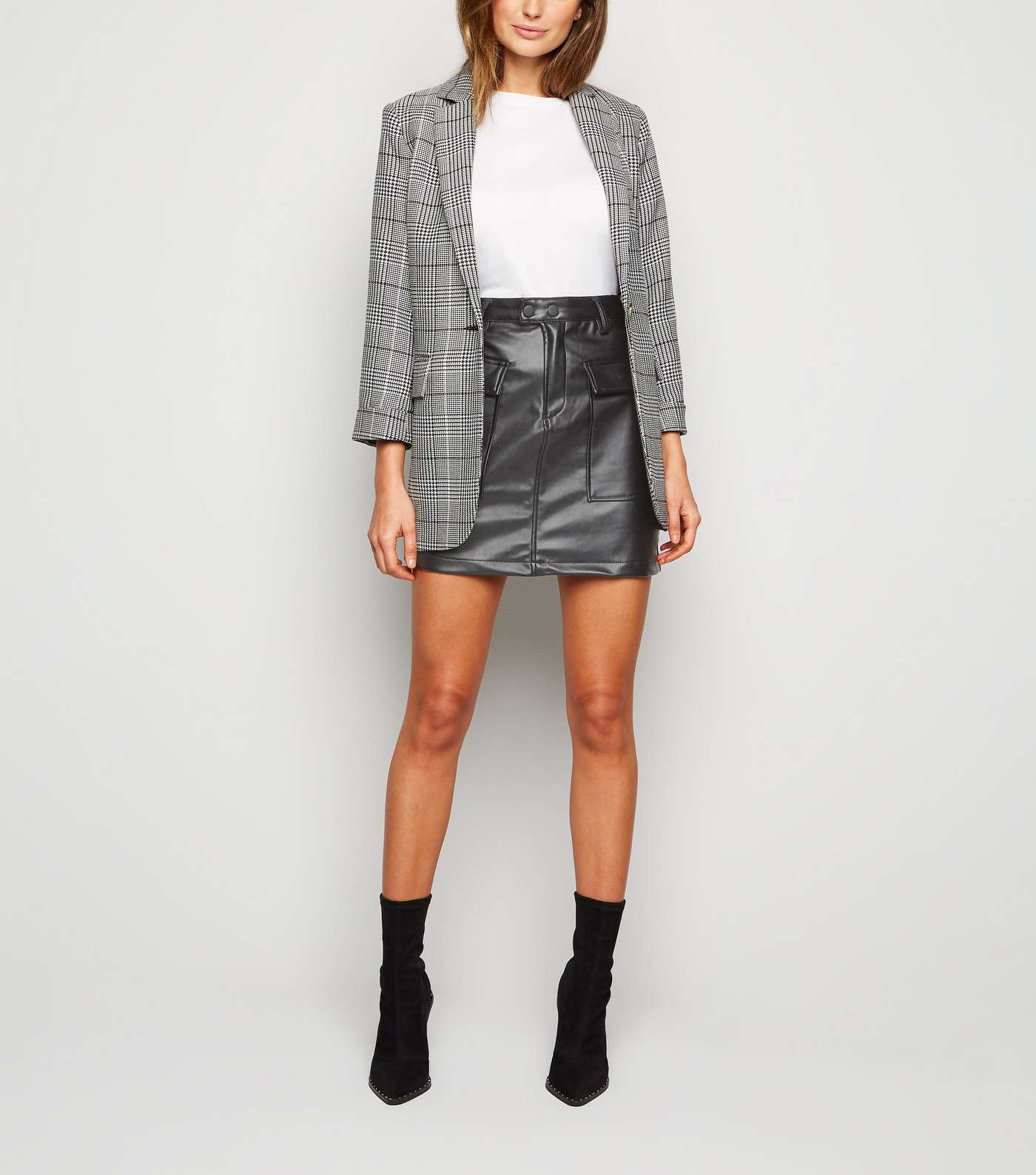 Urban Bliss Black Leather-Look Mini Skirt  Image 2