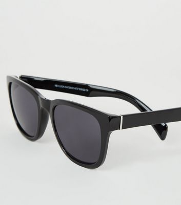 retro tinted sunglasses