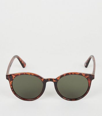 Image of Dark Brown Tortoiseshell Effect Round Sunglasses New Look