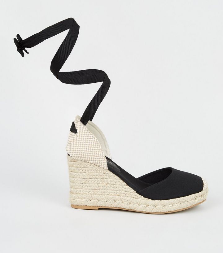Espadrilles Compensees Noires A Ruban Noue Sur Les Chevilles New Look