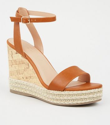 Espadrilles couleur ocre en deux parties a semelles compensees New Look