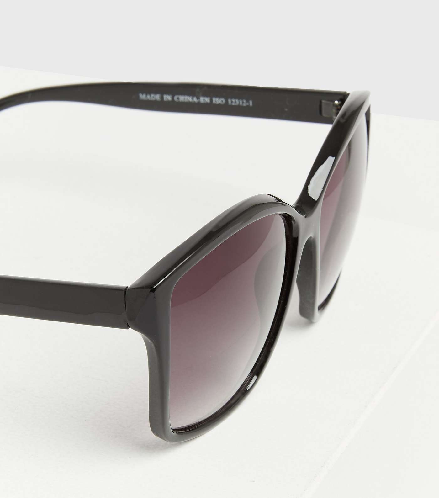 Black Large Rectangle Sunglasses Image 4