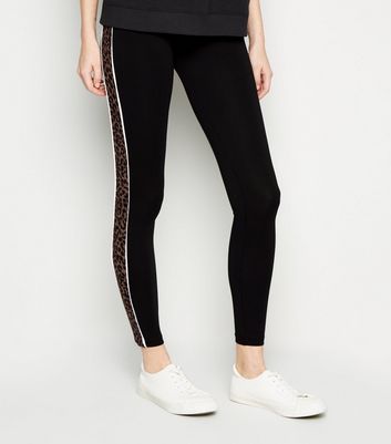 black leggings with leopard stripe