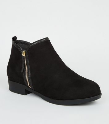 Extra Wide Fit Black Suedette Ankle 