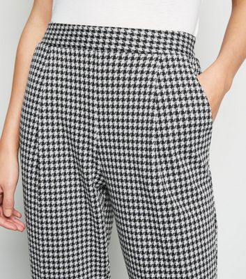 Topshop  Pants  Jumpsuits  Topshop Houndstooth Paperbag Pleated Trouser  Ankle Pants Tapered Leg Size 6  Poshmark