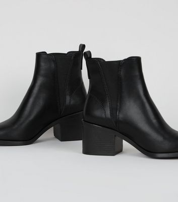 Black Leather-Look Pointed Heeled 