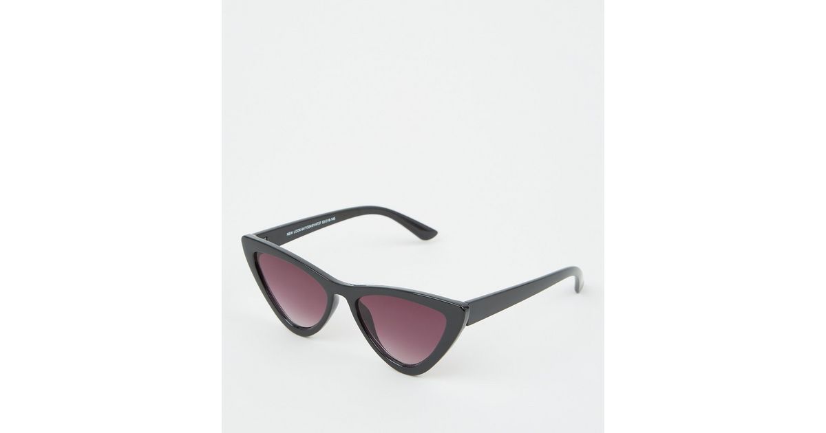 Lunettes De Soleil Yeux De Chat Noires New Look Lunettes De Soleil Yeux De Chat Noires New Look