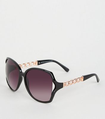 black sunglasses with chain