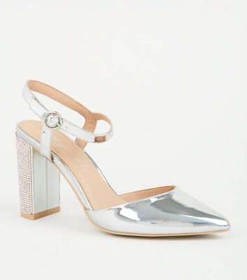 silver heels court