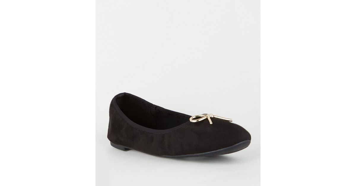 Wide Fit Black Suedette Metal Bow Ballet Pumps | New Look