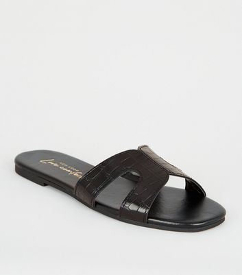 new look cross strap flat slider sandal in black croc