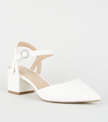 white court shoes low heel