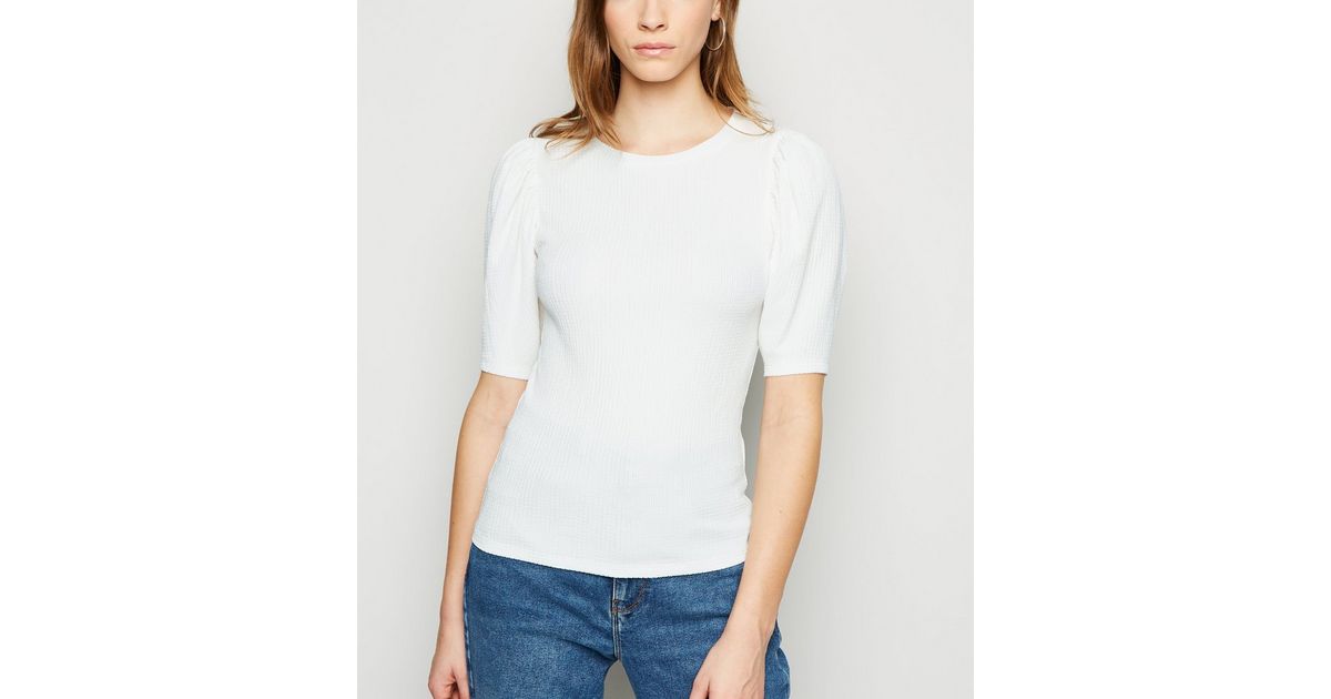 Off White Crinkle Puff Sleeve T-Shirt | New Look