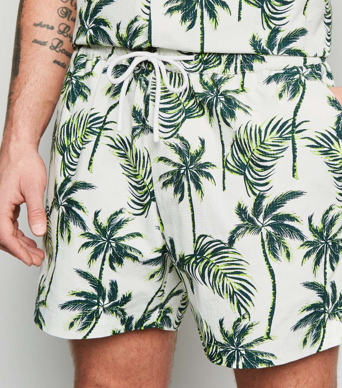 White Tropical Palm Print Shorts Image 5