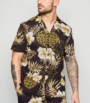 pineapple print shirt