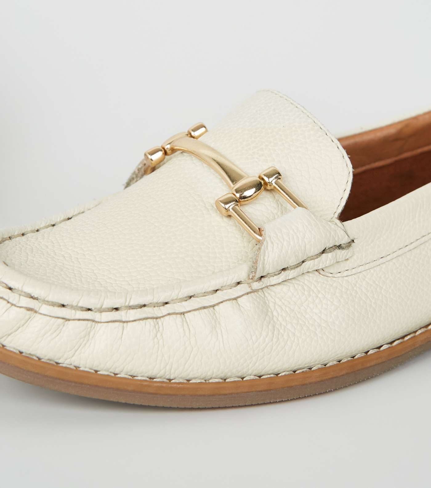 Off White Leather Bar Front Loafers Image 4