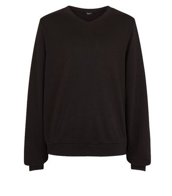 black jumper v neck