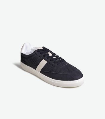 new look black trainers
