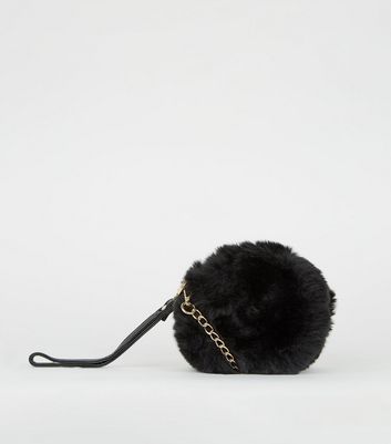 round fur bag