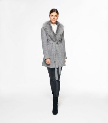 Fur collar clearance belted coat