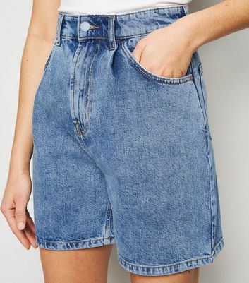 pleated denim shorts