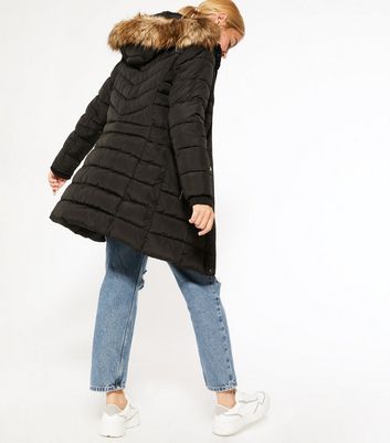 new look petite puffer jacket in black